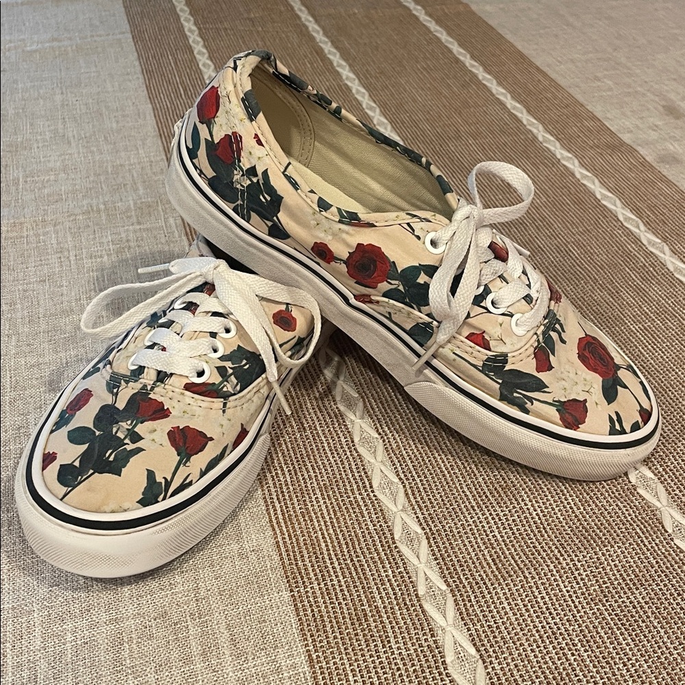 VANS Floral Canvas Sneakers ladies 8.5